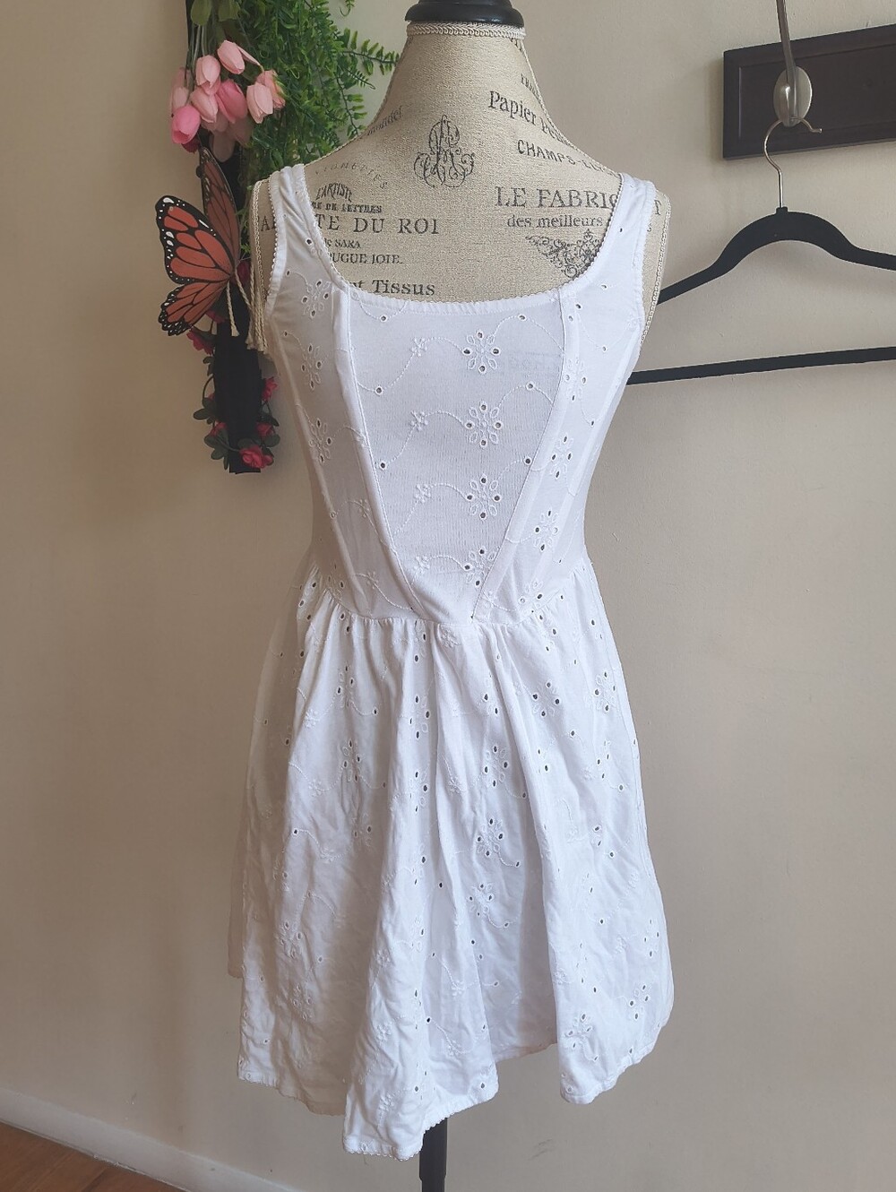 Asos White Eyelet Summer Dress Size 6